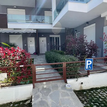 Perla 2 Paralia Ofriniou דירה